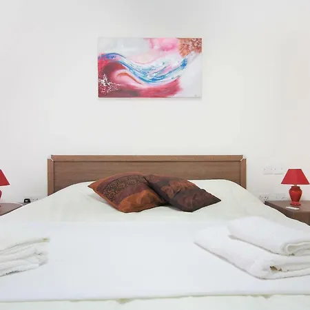 Apartman Etoile Court